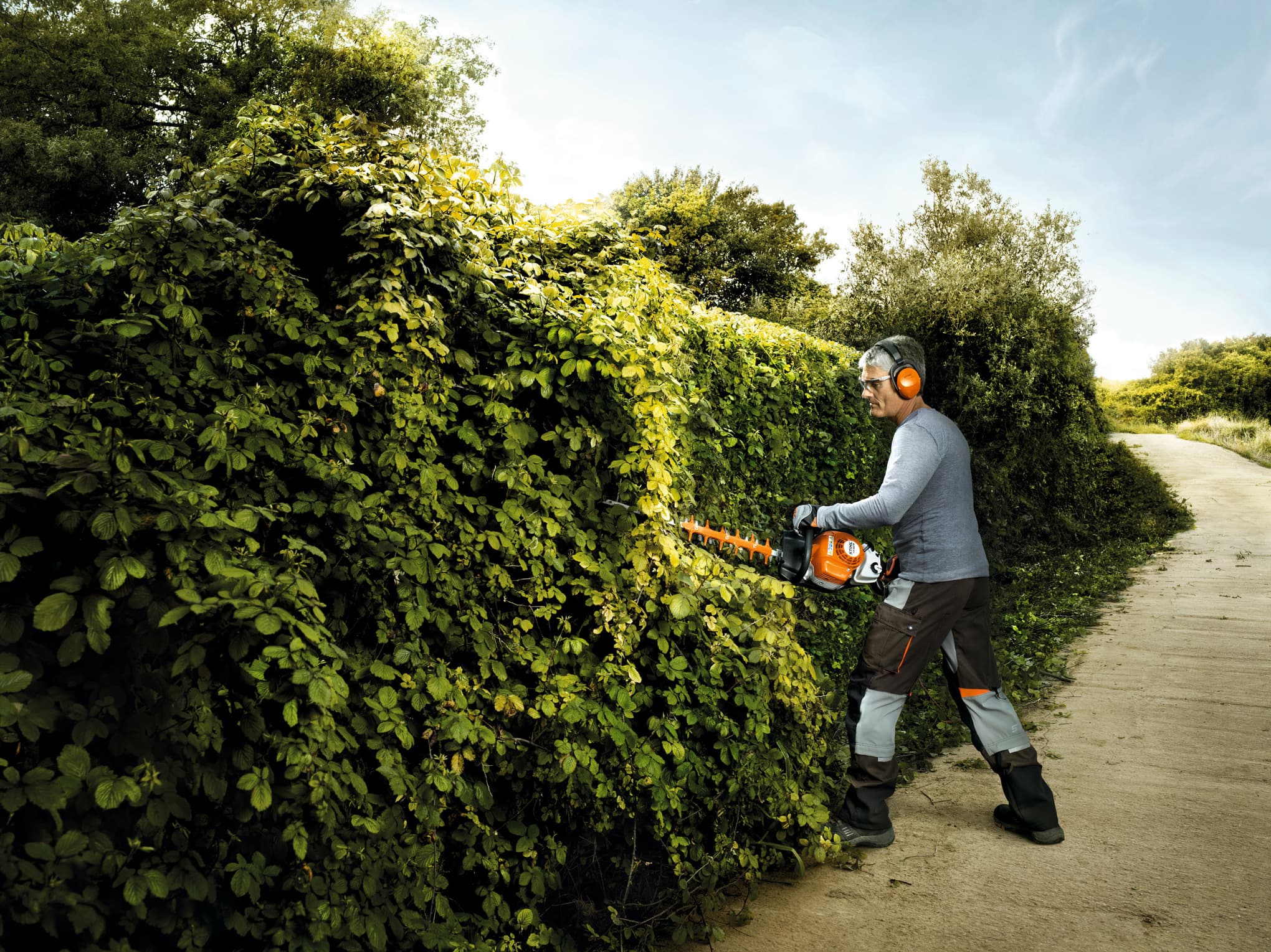 Бензиновый кусторез STIHL HS 82 R — превью 4